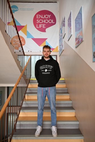 Černá GMVV mikina z limitované edice - Velikost: L